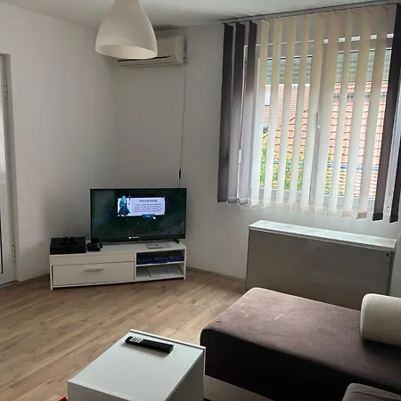 Apartment Banjica 1 *