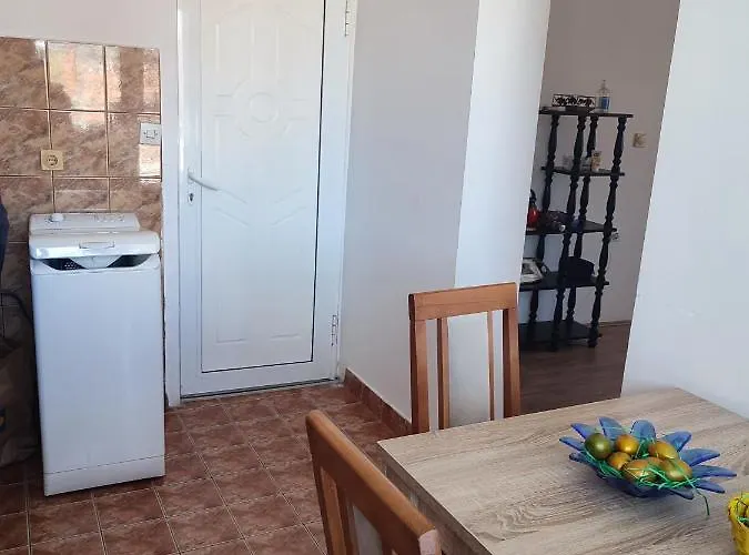 Апартаменты Banjica 1